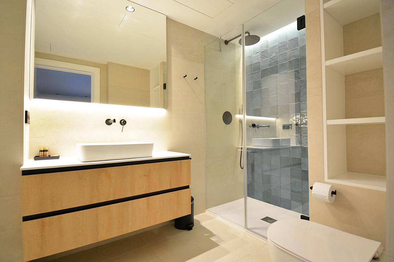 Rd Hotel Apartamento Raxo Bagian luar foto