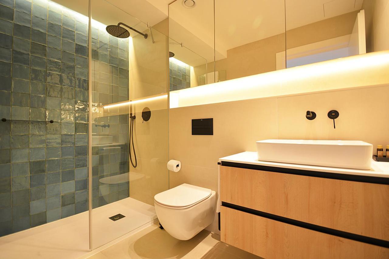 Rd Hotel Apartamento Raxo Bagian luar foto